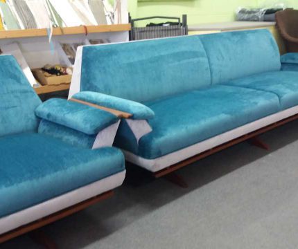 retro settee 1.jpg